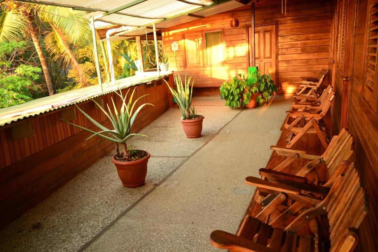 Hotel La Cascada プンタレナス エクステリア 写真